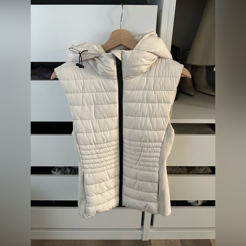 Zara Fitted Hooded Puffer Vest